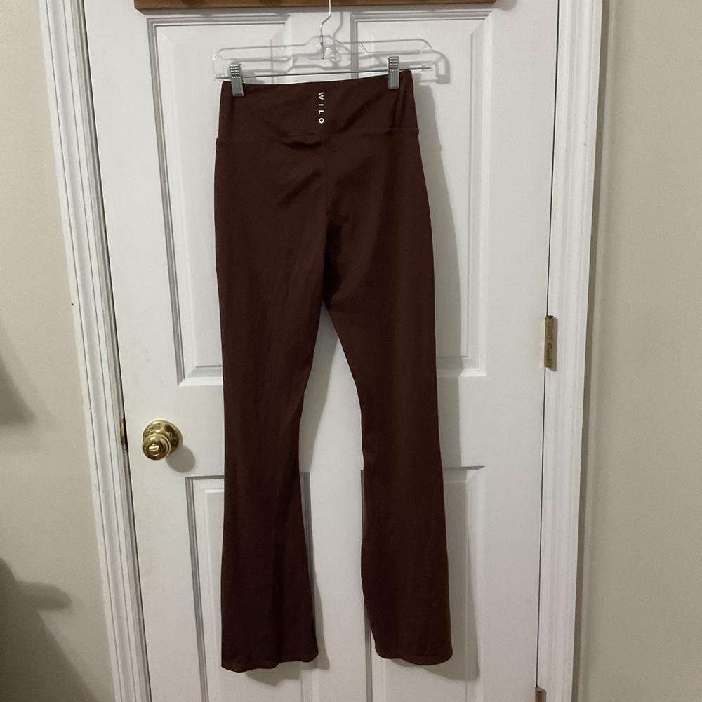 WILO Size Large Brown Flared Leggings with Spilt Hem
